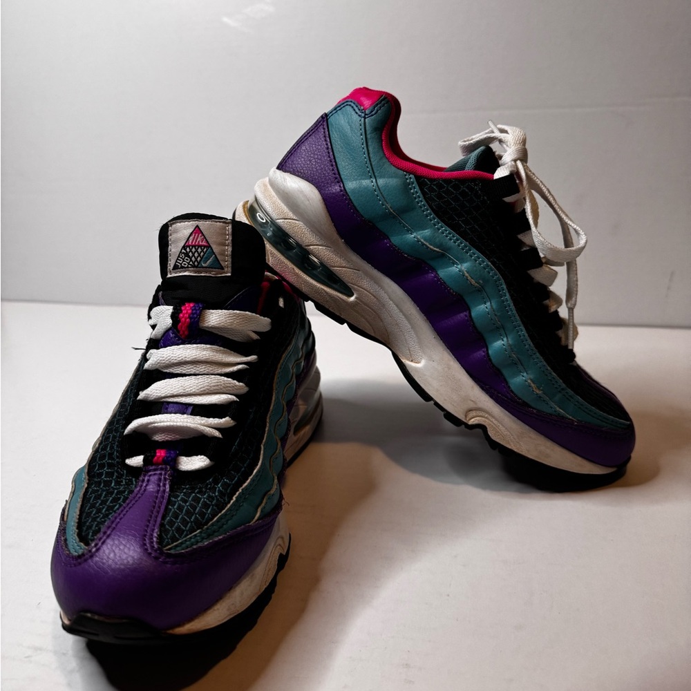 Nike Air Max 95 Kids Shoes Size 5Y Sneakers